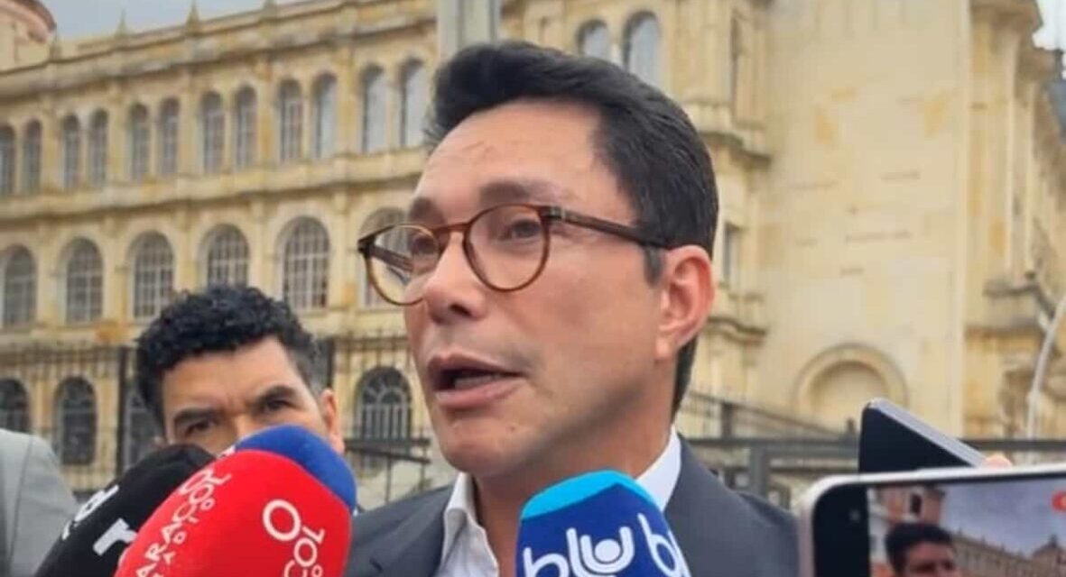 Carlos Caicedo propone una coalición de cara al pueblo y sin ‘el camaleón’ de Roy Barreras: “No vamos a permitir que Petro aniquile nuestro proyecto político”.   