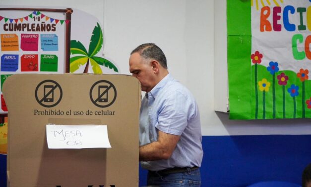 «Que el gran triunfador de la jornada sea la democracia»: Alcalde Carlos Pinedo Cuello