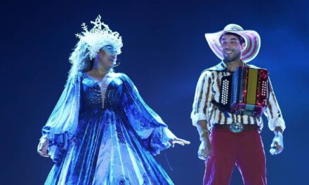 Música de acordeón con el Rey Javier Matta  y mucha seguridad en la  CELAC-UE