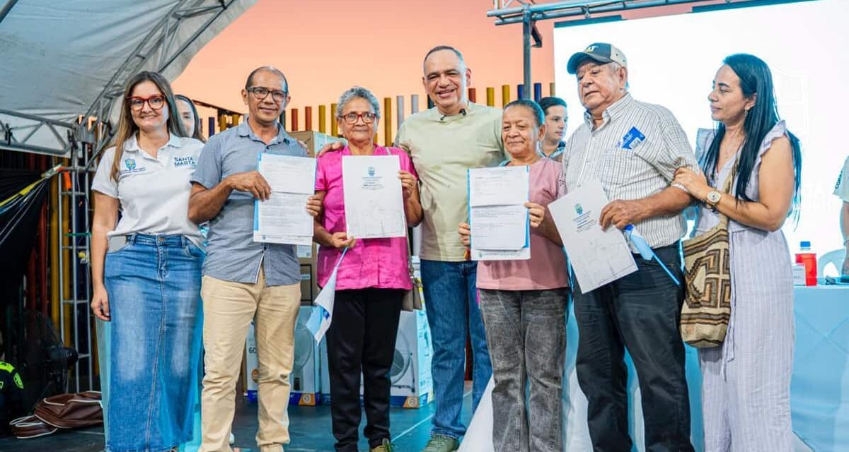 En el barrio María Cecilia alcalde Pinedo despidió un año de transformaciones