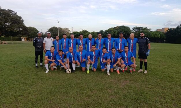 Torneo de Padres se quedaron favoritos, ganó la disciplina y el orden, vienen los cuartos