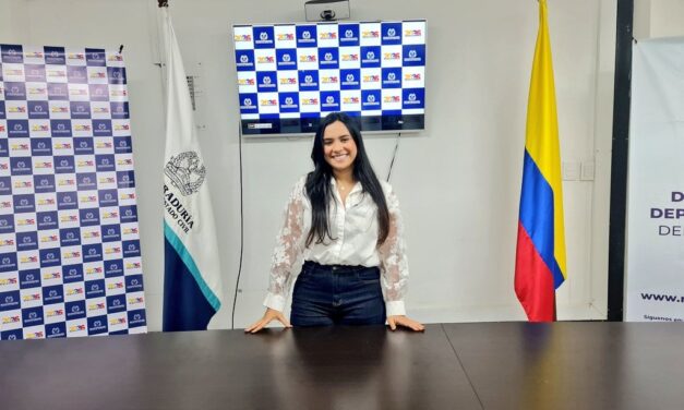 La fuerza Aaron-Pacheco aterriza en el Centro Democrático y le pone color a la campaña