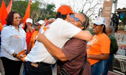 Jorge Agudelo sigue conquistando el corazón de la gente  Taganga y el corredor universitario lo demuestran