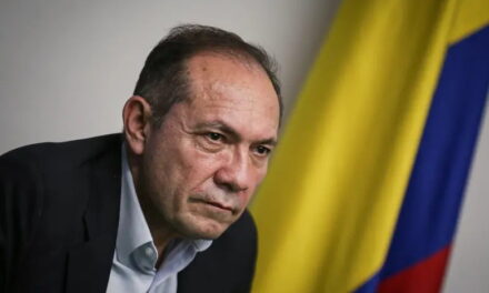 !Marica el último! Familia de MinTrabajo Antonio Sanguino firmaron contratos con el Estado por más de $1.000 millones
