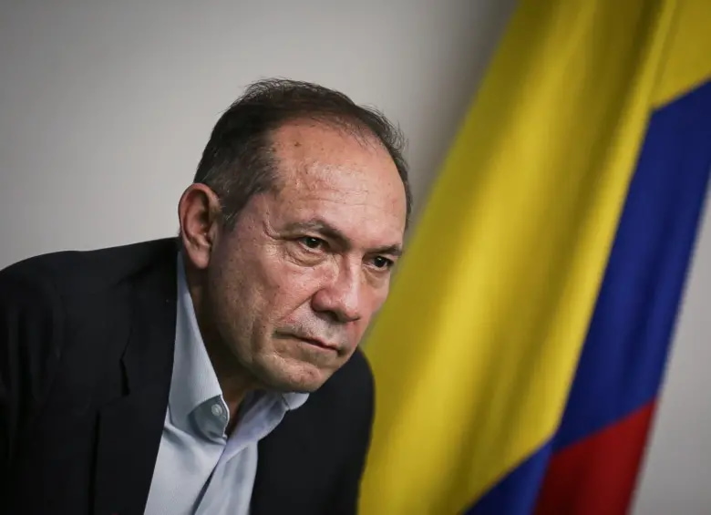 !Marica el último! Familia de MinTrabajo Antonio Sanguino firmaron contratos con el Estado por más de $1.000 millones
