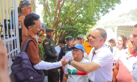 !Mi gente no están solos! El permanente mensaje del alcalde Pinedo a los habitantes de Vista al Mar