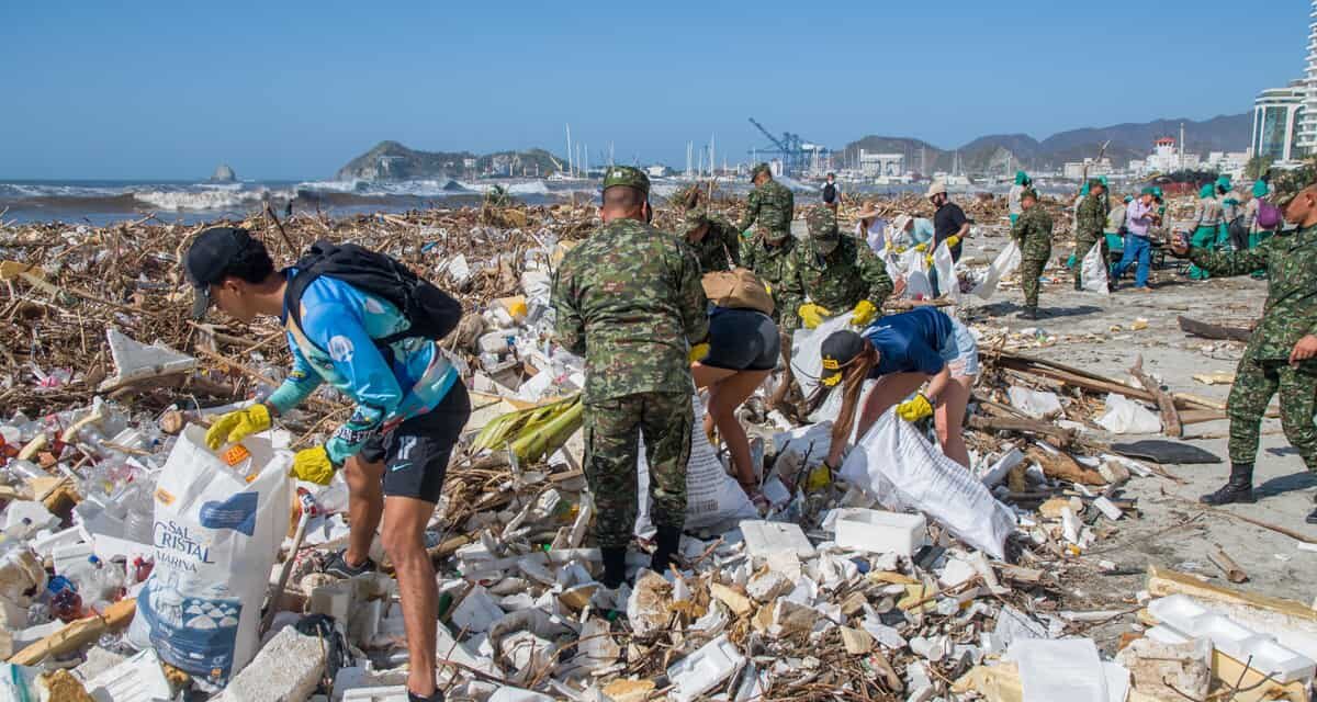Después de la tempestad… viene la recogida de escombros, desechos y basura Alcaldía de Santa Marta lidera la intervención