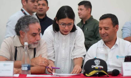 Hasta $50 millones de pesos dará el Gobierno nacional para quien denuncie el fraude electoral