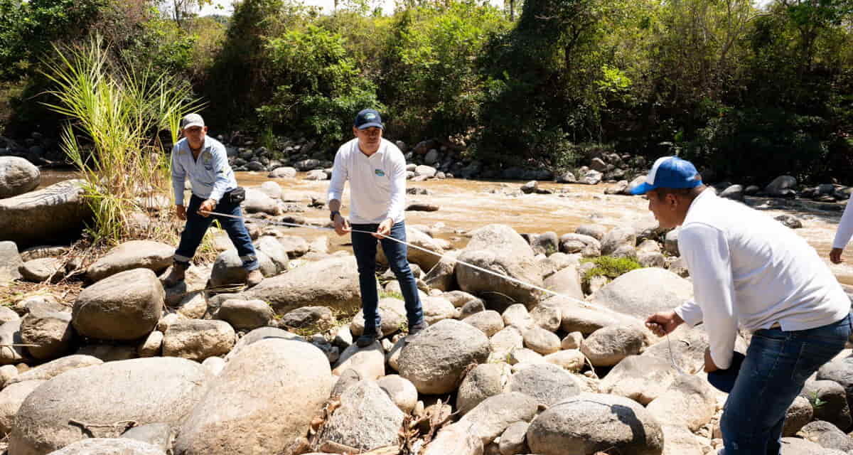 CORPAMAG fortalece la regulación de las fuentes hídricas en las cuencas de los ríos Frío y Sevilla