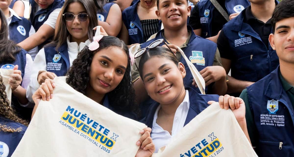 Gobierno de Carlos Pinedo fortalece el liderazgo juvenil en Santa Marta