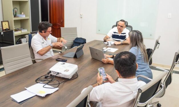 «No podemos cansarnos de decir, que solo haciendo equipo sacamos a Santa Marta adelante»: Carlos Pinedo