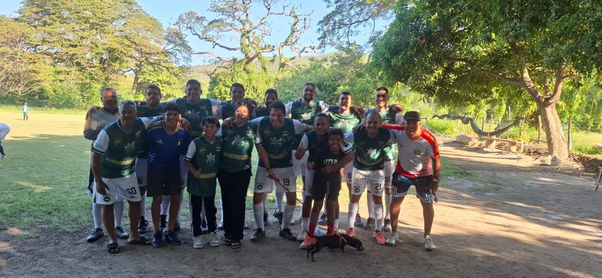 Torneo Inter-Padres Sexta fecha de homenaje, recuerdos y goles
