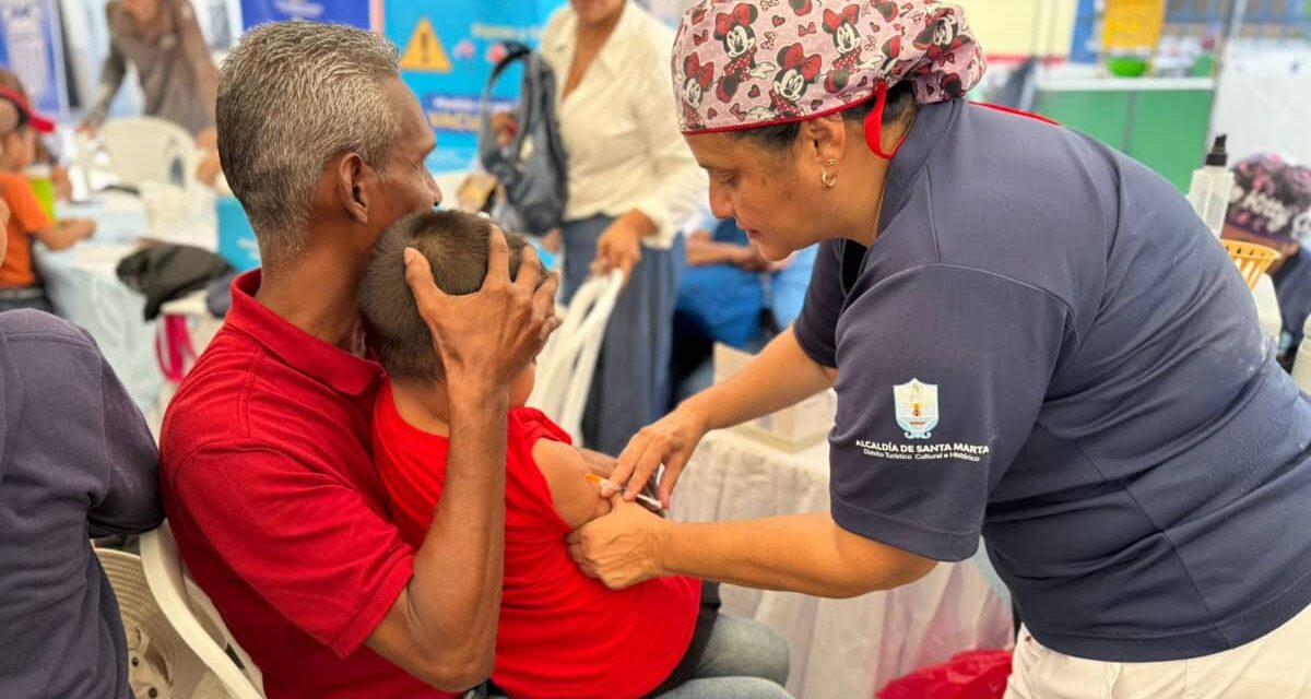 Más de 600 menores de nueve años han sido vacunados contra el dengue en Santa Marta