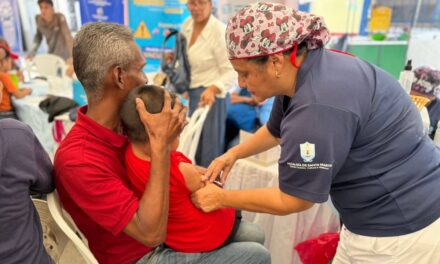 Más de 600 menores de nueve años han sido vacunados contra el dengue en Santa Marta