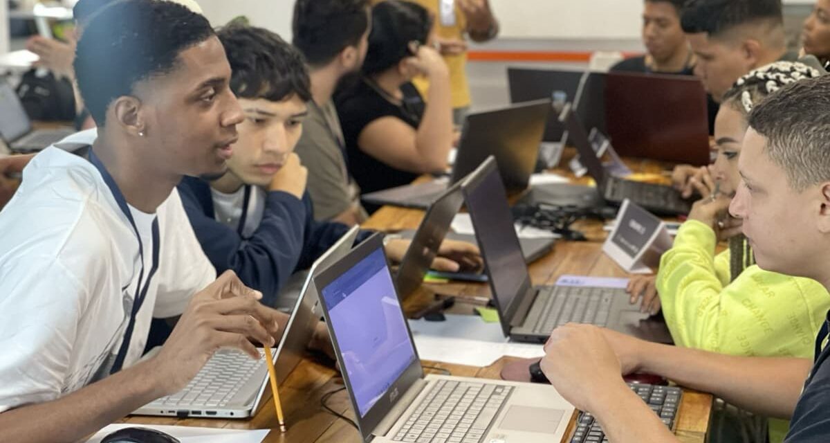 El ICETEX y Cenisoft fortalecen la empleabilidad y el emprendimiento de los jóvenes