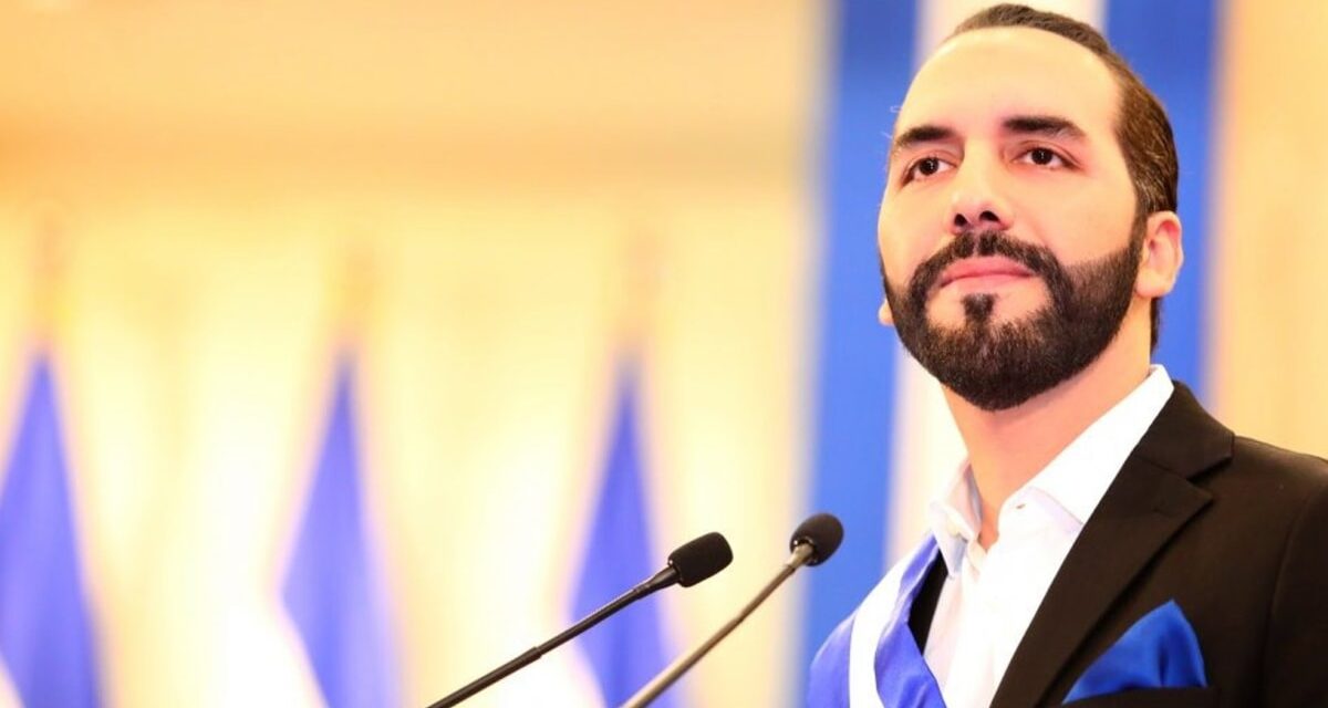 Bukele le propone a Petro enviarle el 100% de sus presos tras las críticas a su modelo carcelario