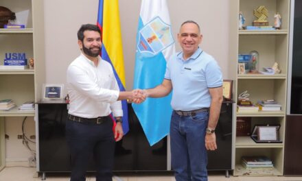 Alcalde Carlos Pinedo definió quien es su nuevo secretario de Desarrollo Económico y Competitividad