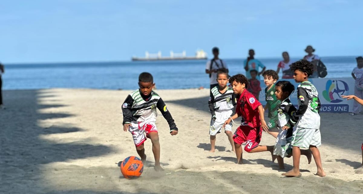 Semana Santa se vive con deporte: Torneo de fútbol playa ‘Los Cocos Renace’ en Santa Marta