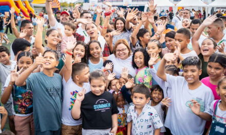 El día que el Polideportivo del Sur de lleno de la alegría y  sonrisa de los niños de Santa Marta  !inolvidable!