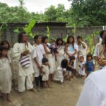 Gobierno de Carlos Pinedo brinda atención humanitaria a familias indígenas en la vereda Perico Aguao