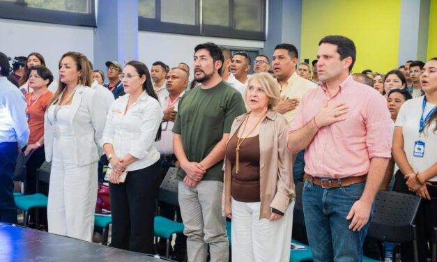 Segundo Bootcamp de ‘Eleva 500+’ brindó herramientas a más de 120 emprendedores de Santa Marta