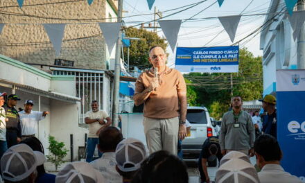 ¡Cumpliéndole a los samarios! Alcalde Carlos Pinedo entrega cuatro nuevas calles en La Paz