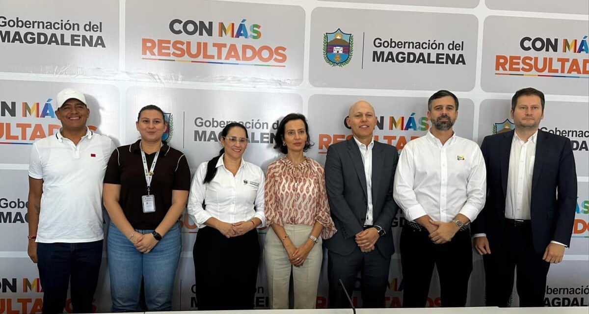 Antes de que se caiga a pedazos, se hace equipo para restaurar la IED Industrial