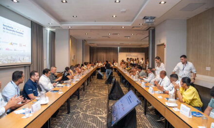 Alcalde Pinedo lideró encuentro que reunió a 24 ciudades que impulsan la agenda económica del país
