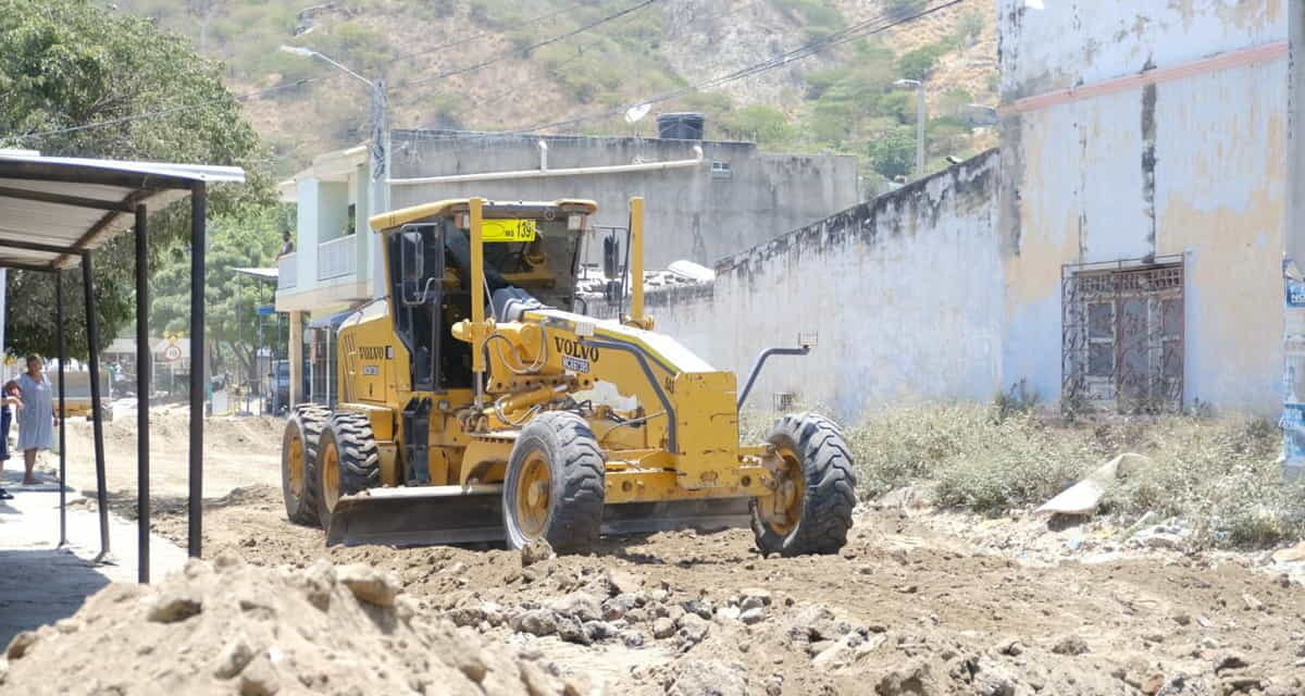 Gobierno de Carlos Pinedo reinicia los trabajos en el Colector Pescaíto