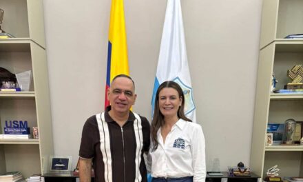 Alcalde Carlos Pinedo encarga a Ingrid Gómez Ceballos como gerente de Ciudad