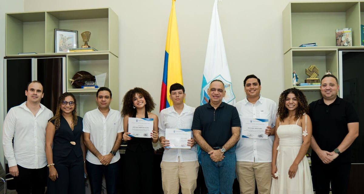 Alcalde Carlos Pinedo Cuello instala el Consejo Distrital de Juventud de Santa Marta 2026