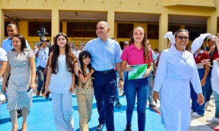 Alcalde Pinedo restaura y entrega la IED Normal María Auxiliadora