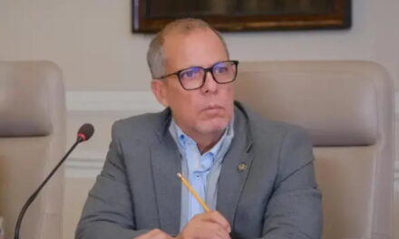 Alfredo Saade es suspendido por la Procuraduría, el embajador de Colombia en Brasil estaría participando en política