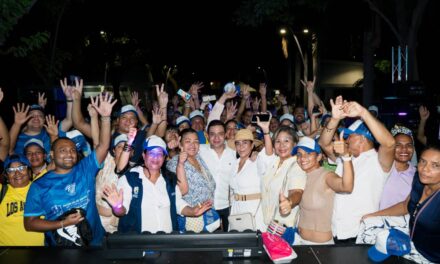 Gobierno de Pinedo reconoce el aporte de 500 líderes comunales al desarrollo de Santa Marta