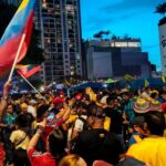 Impresionante banderazo de los hinchas de Colombia en Miami
