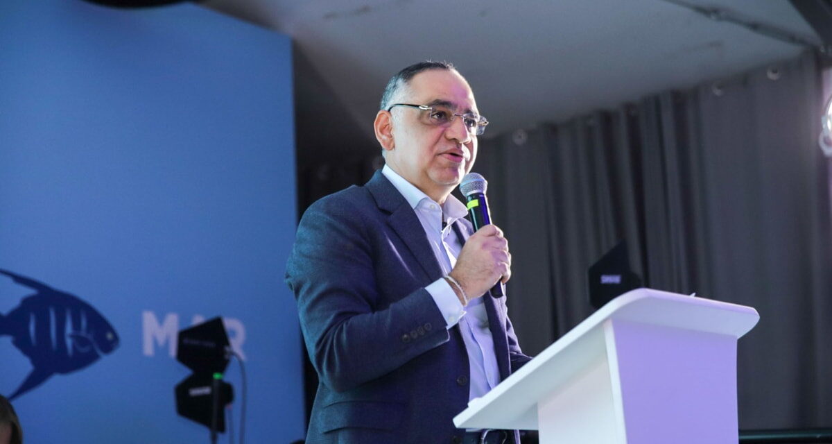 Alcalde Carlos Pinedo lleva el calor de la Fiesta del Mar a Bogotá: Lanzamiento 2026