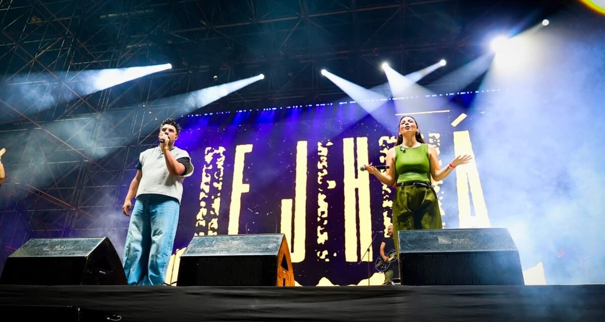 Miles de samarios se unieron en oración durante concierto Góspel
