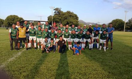 Arranca el Torneo de Fútbol Inter-Padres: 15 equipos van por el título de campeón
