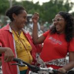 Del barro a las aulas sobre dos ruedas: Las Bicis de la Alegría cambian el camino de los estudiantes del Magdalena