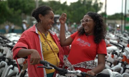 Del barro a las aulas sobre dos ruedas: Las Bicis de la Alegría cambian el camino de los estudiantes del Magdalena