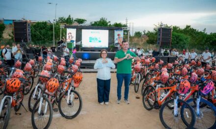 Bicis de la Alegría, comienzan a rodar para los colegios del  Magdalena entrega empezó por Plato