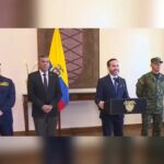 El presidente Abelardo se decide por el General Erick Rodríguez, lo nombra como comandante de las Fuerzas Militares