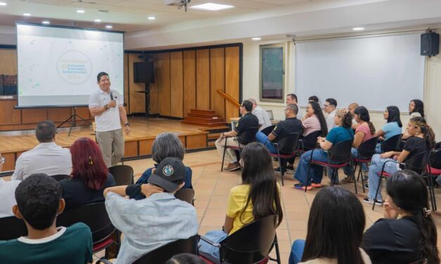 Rector Pablo Vera le dio la bienvenida a la primera cohorte del Programa de Química