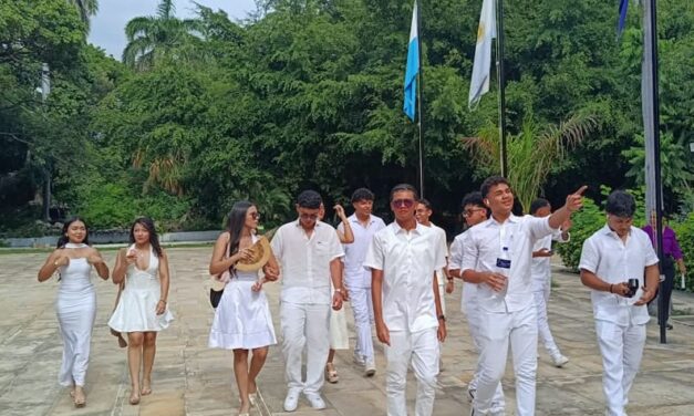 La foto blanca, antesala a la fecha de grados, el recuerdo de una época maravillosa