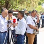 Alcalde Carlos Pinedo, un día miércoles por las calles de Santa Marta