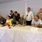 Con el presidente De La Espriella a la cabeza, autoridades se la juegan por una Santa Marta en normalidad