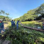 En Cerro de San Antonio CORPAMAG limpia el Caño Ciego para recuperar flujo natural del agua y beneficiar comunidades