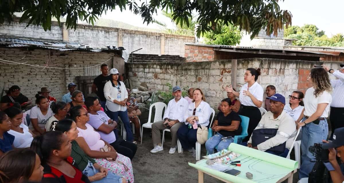 Gobierno de Carlos Pinedo da curso al cumplimiento de compromisos con Milagros 1 y 2 y Villa Estadio