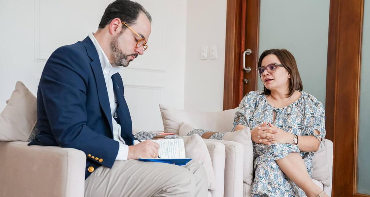 Viceministro Gónima toma nota de la situación de orden público en el Magdalena, Gobernadora Guerra le cuenta