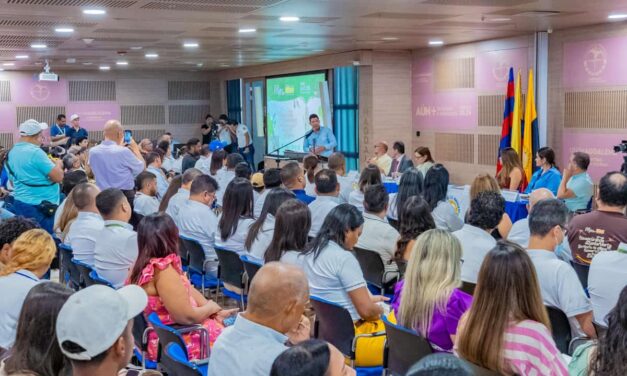 FilSMar inició invitando a leer más y acudir a las bases de la educación